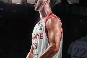 开云体育-冲刺阶段NBA总决赛焦点战，比利亚雷亚尔迎来里程碑，底气十足，赛季目标并未改变的简单介绍